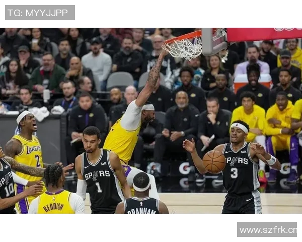 文班亚马场均36次盖帽超越湖人国王篮网鹈鹕全队总和