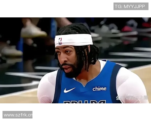 浓眉出战24分钟表现平平12分4板1助正负值惨淡24