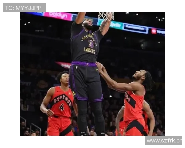 浓眉下半场发力狂砍15分14板3帽关键时刻助湖人逆转取胜